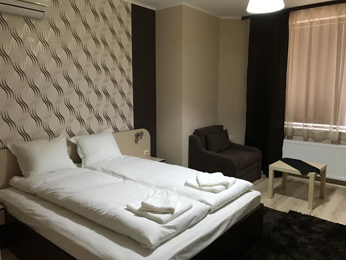 Hotel Body M Vratsa Exterior photo
