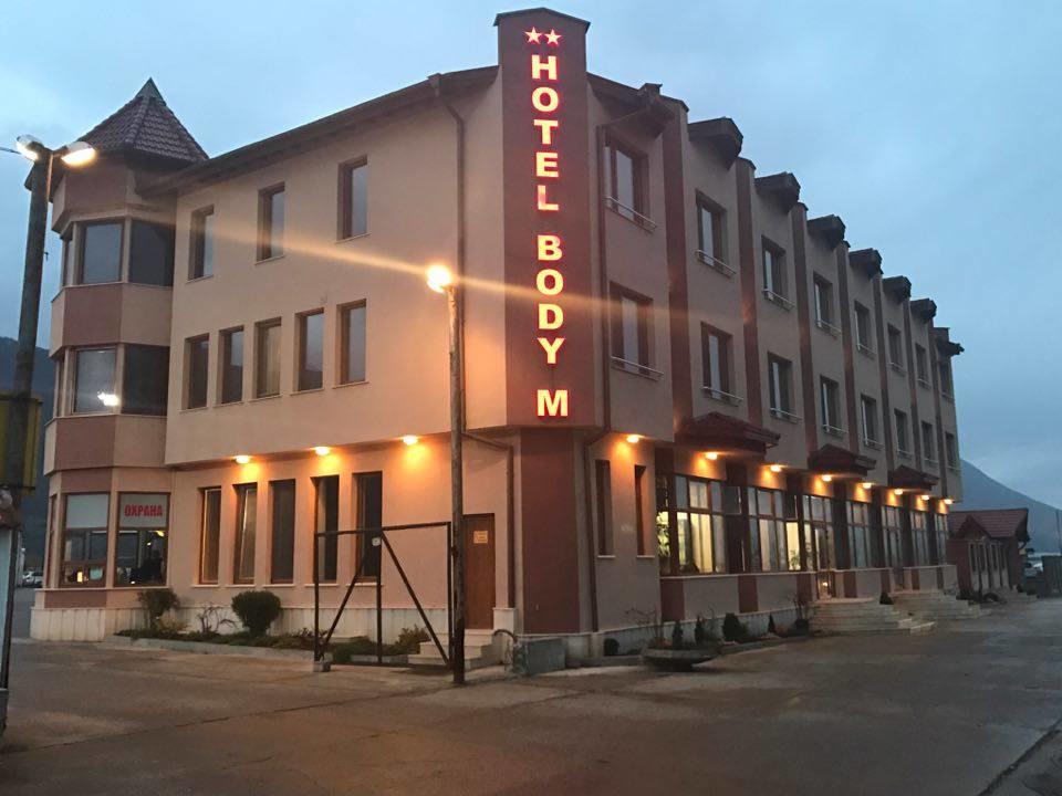 Hotel Body M Vratsa Exterior photo